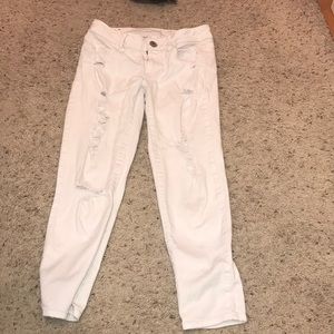 White skinny jeans